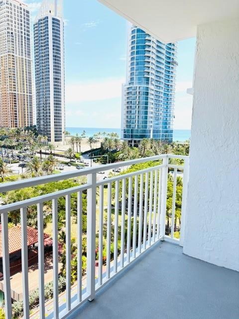 Winston Towers 600 unit 818, Sunny Isles Beach, FL 33160 - photo 2