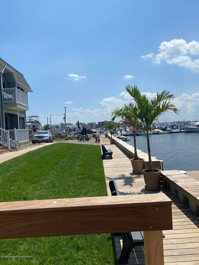 Yacht Harbor unit A1, Sea Bright, NJ 07760 - photo 3