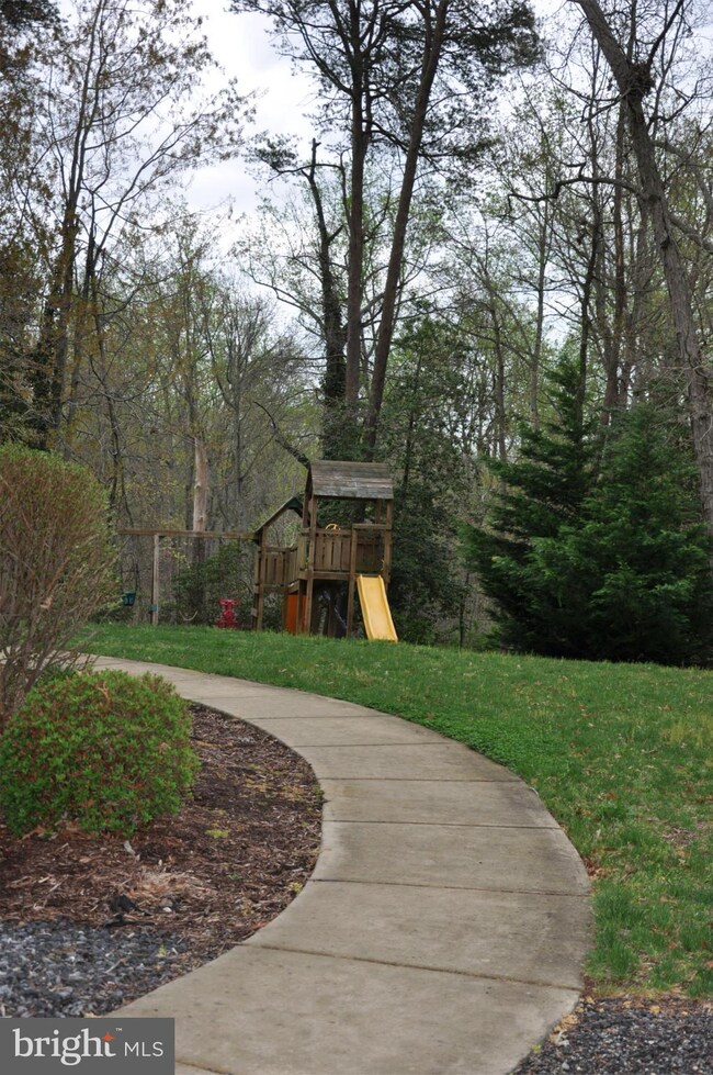 23177 Mirfield Ln, Lexington Park, MD 20653 - photo 4