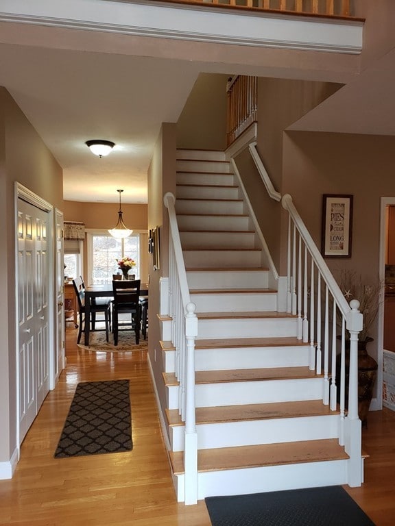 7 Jillian Dr, Buzzards Bay, MA 02532 - photo 4