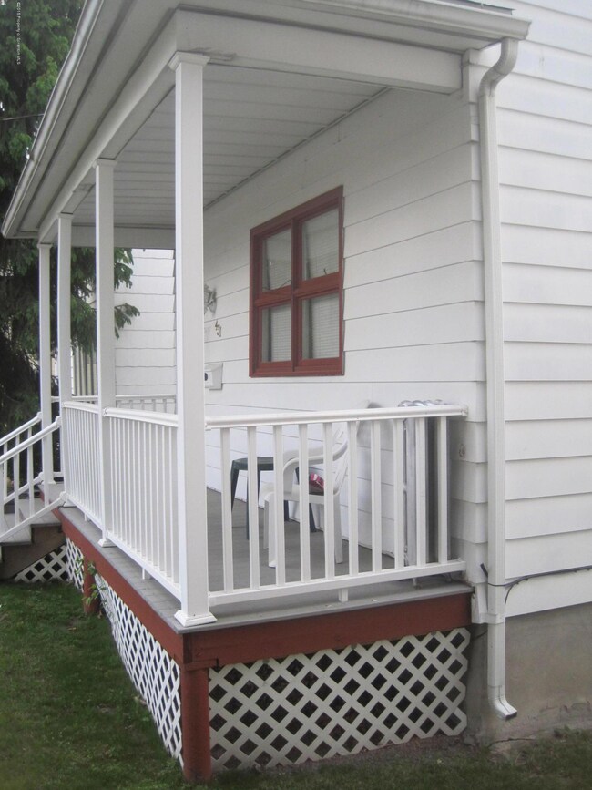 431 Main St, Moosic, PA 18507 - photo 2