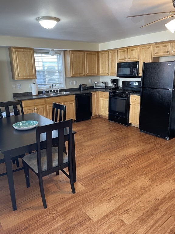 288 N End Blvd unit 1, Salisbury, MA 01952 - photo 6