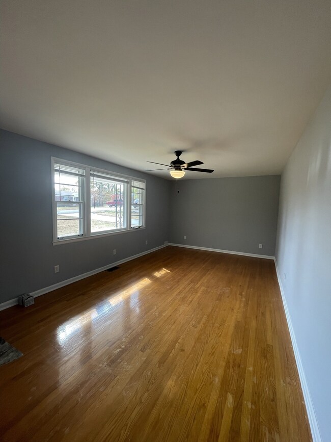 2000 Westwood Dr, Columbia, TN 38401 - photo 2