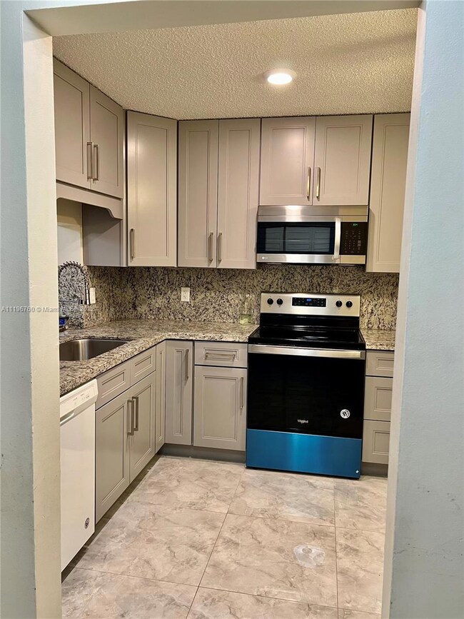 3681 Carambola Cir N unit 2846, Coconut Creek, FL 33066 - photo 3