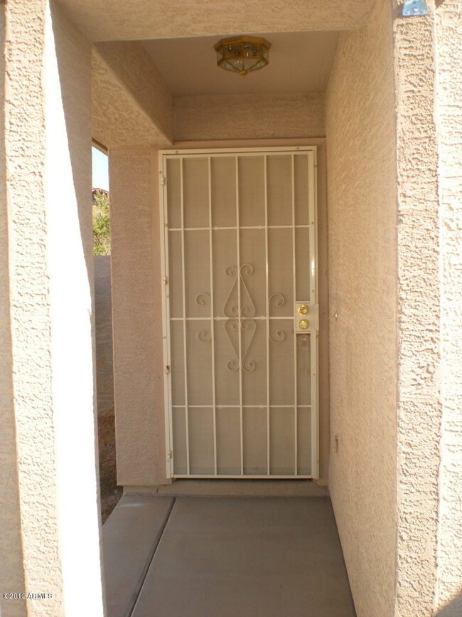 9724 E Kiva Ave, Mesa, AZ 85209 - photo 2