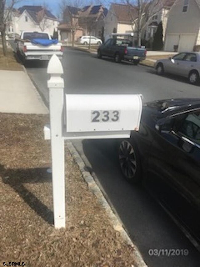 233 E Kennedy Dr, Egg Harbor Township, NJ 08234 - photo 2