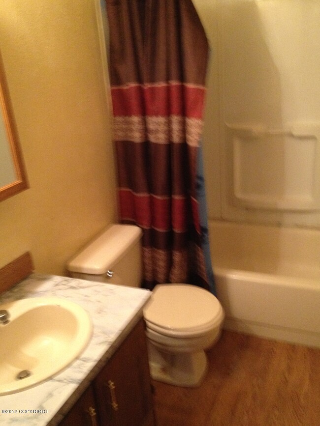 2 bedroom Unit