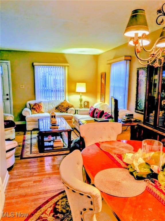 1026 Seward Ave, Akron, OH 44320 - photo 4