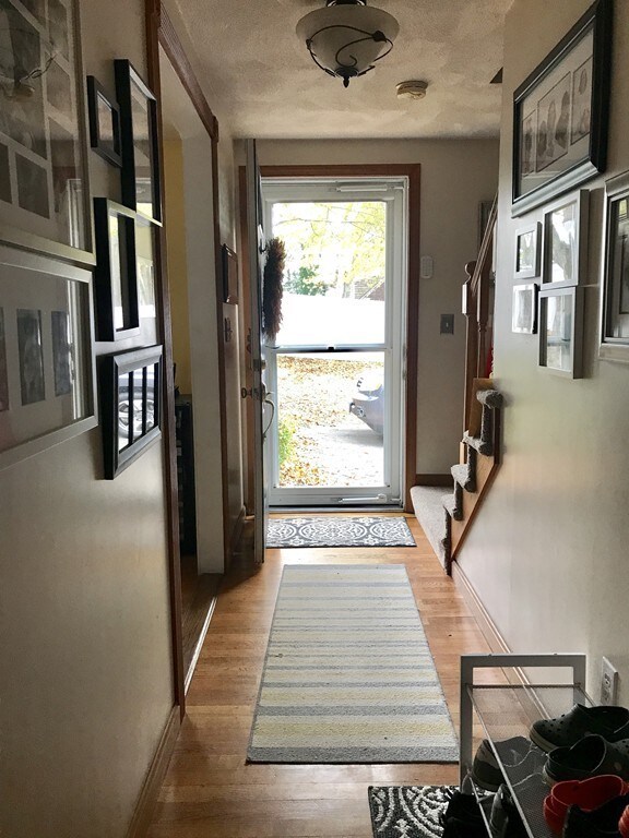 105 Holten St unit 4, Danvers, MA 01923 - photo 4