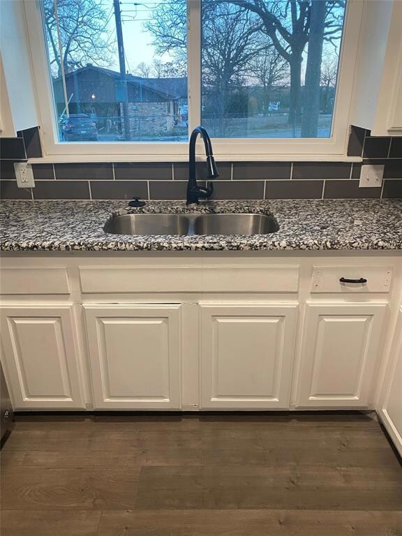 830 Amsden St, Denison, TX 75020 - photo 4