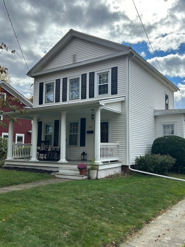 43 Academy St, Wallingford, CT 06492 - photo 2