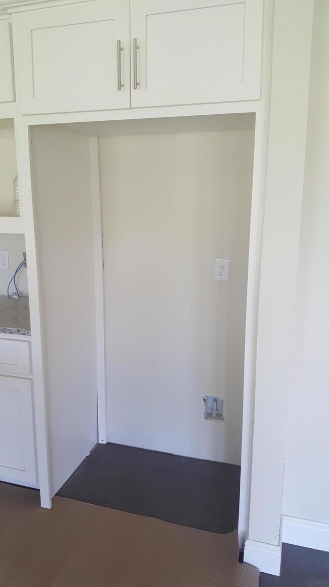 built in refrigerator cabinets included