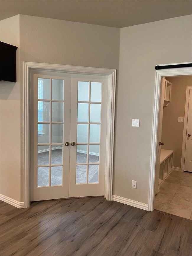 712 Ascot Ct, Ennis, TX 75119 - photo 7