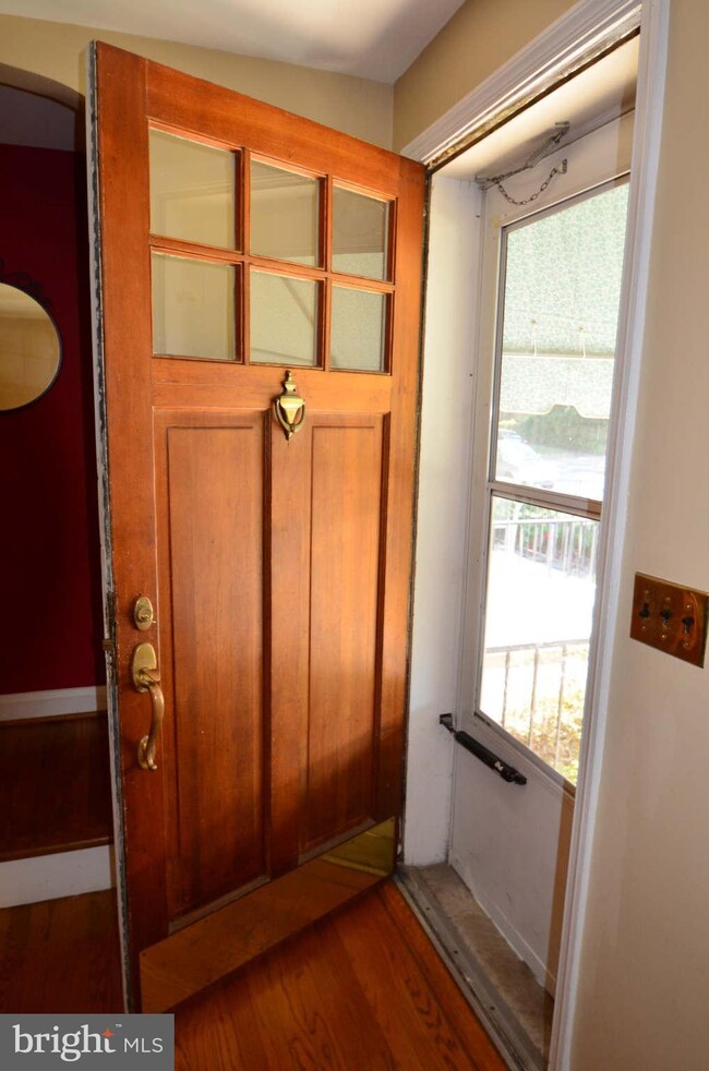 244 Brandon Rd, Baltimore, MD 21212 - photo 3