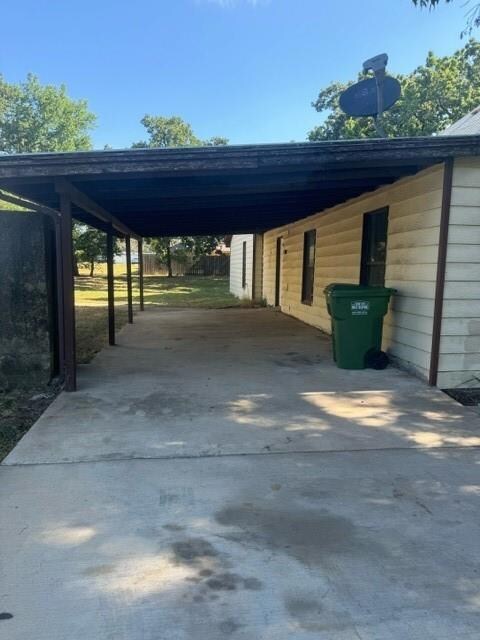 803 N Ash Terrace, Springtown, TX 76082 - photo 3