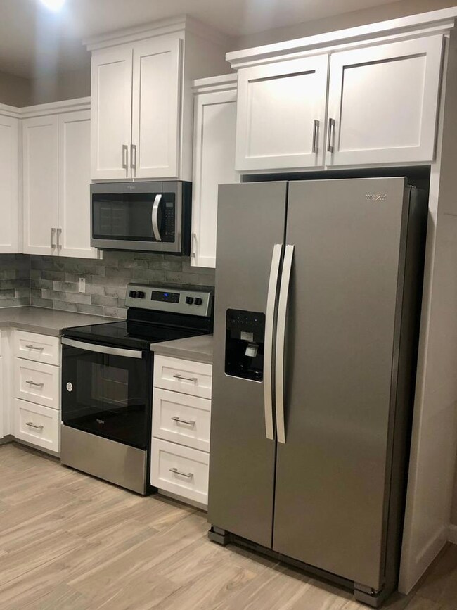 916 Santa Isabel Blvd unit 1, 2, Laguna Vista, TX 78578 - photo 6