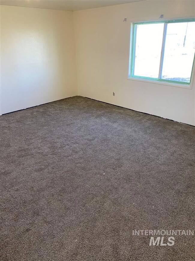 1725 W Main St, Burley, ID 83318 - photo 2