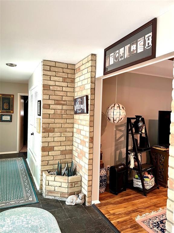 705 W Pleasantview Dr, Hurst, TX 76054 - photo 2