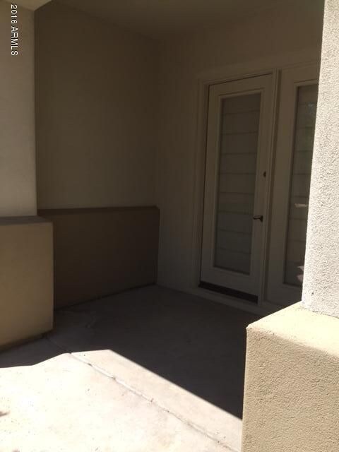 Courtyard outside dining rm