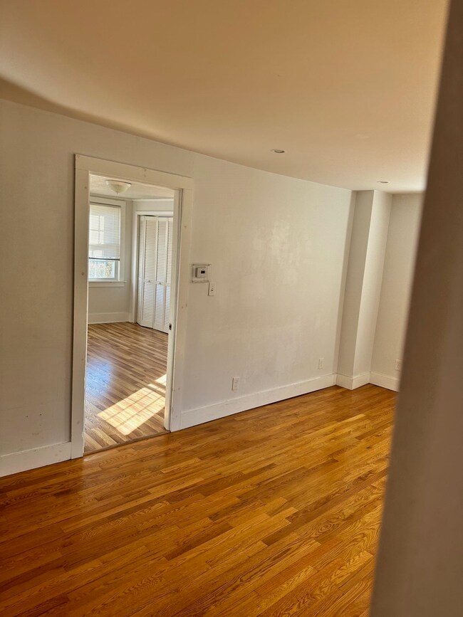 94 Portland Ave unit 1, Dover, NH 03820 - photo 4