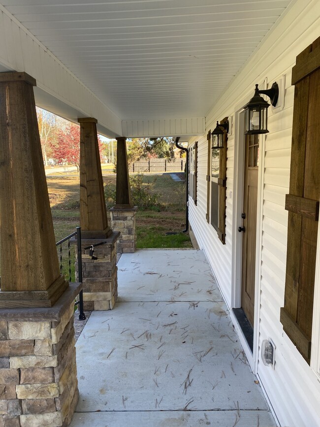 151 Tanglewood Dr, Manchester, TN 37355 - photo 5