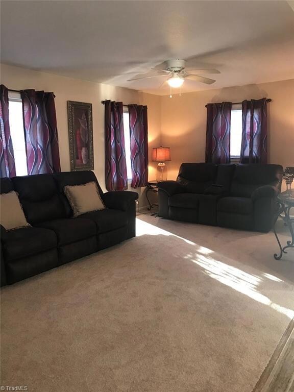 NEWLY PAINTED LIVING ROOM