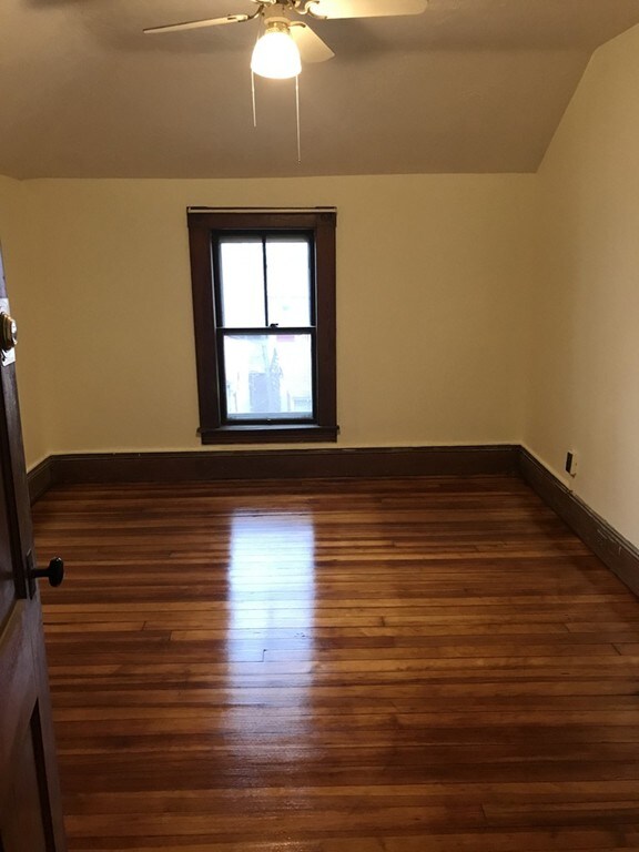 43 Inman St, Lawrence, MA 01843 - photo 6