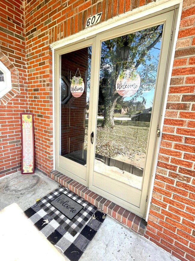 607 Scenic Dr, Harrodsburg, KY 40330 - photo 3