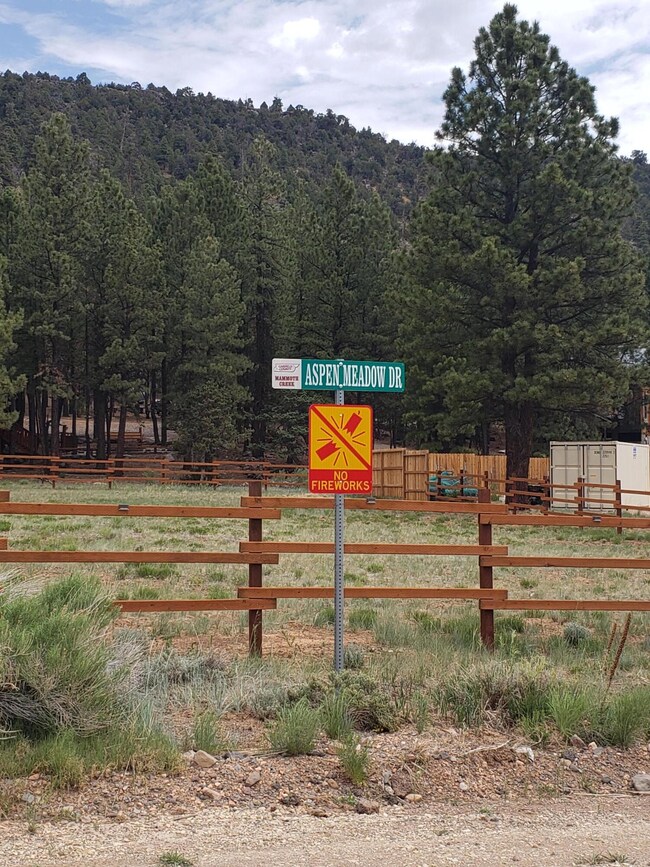 345 W Pinyon Dr, Hatch, UT 84735 - photo 2