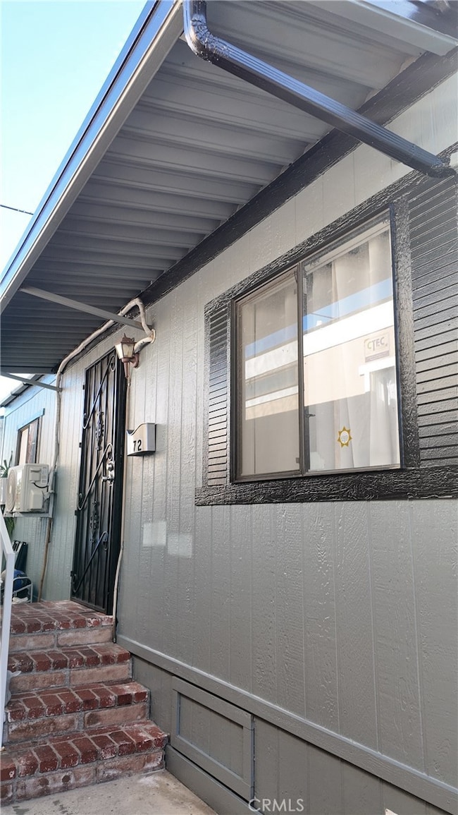 7560 Woodman Place unit 72, Van Nuys, CA 91405 - photo 2