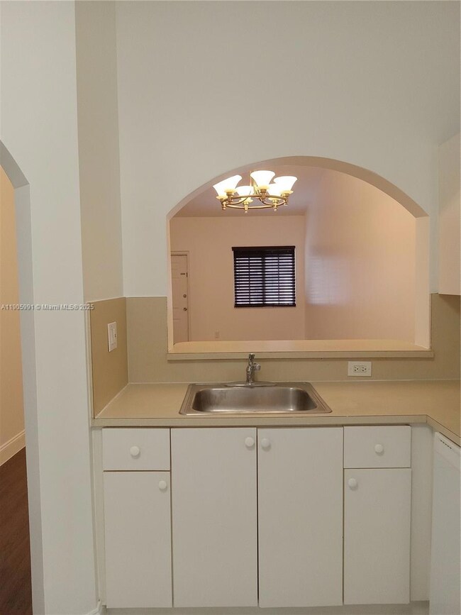 1270 SE 27th St unit 203, Homestead, FL 33035 - photo 4