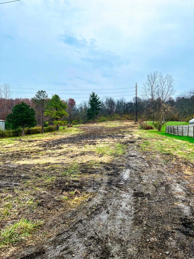 24110 Huber-Hitler Rd, Circleville, OH 43113 - photo 3