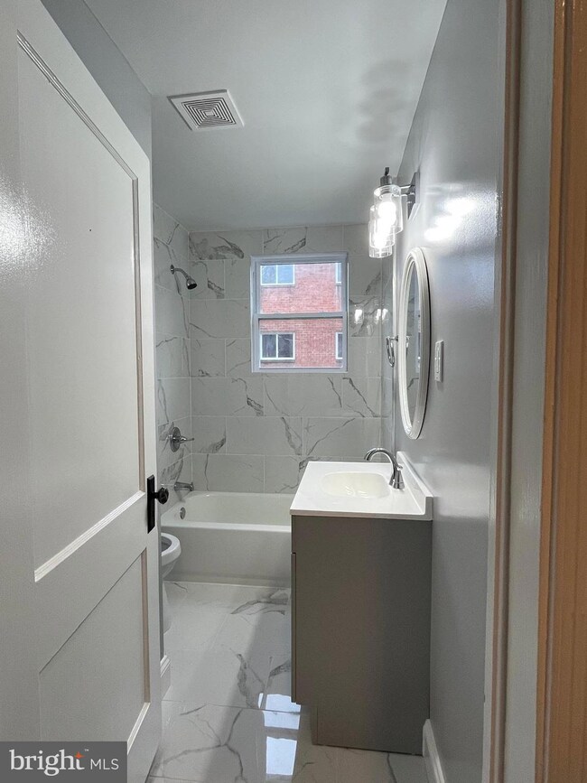 3713 Boarman Ave, Baltimore, MD 21215 - photo 5