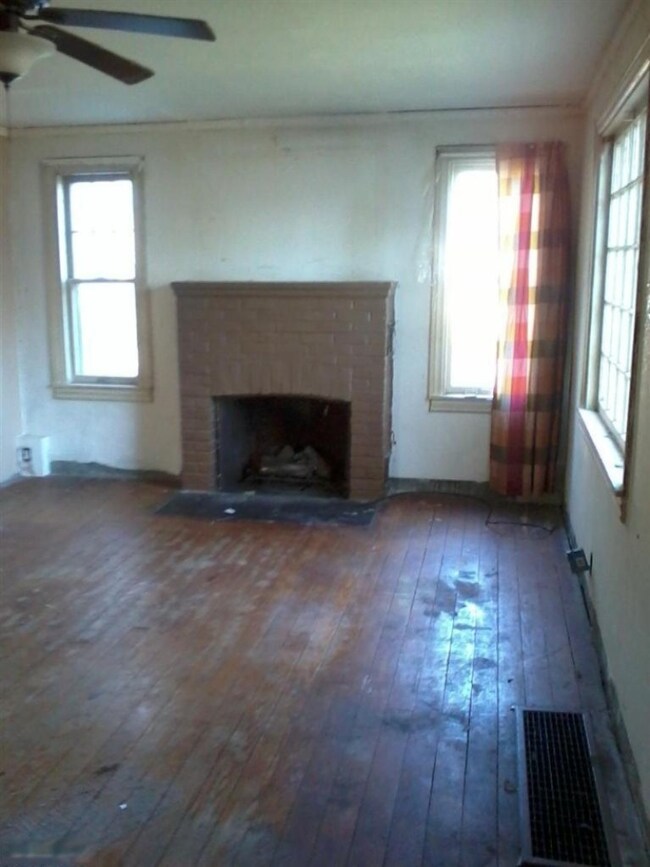 1547 Huron St, Niles, MI 49120 - photo 3