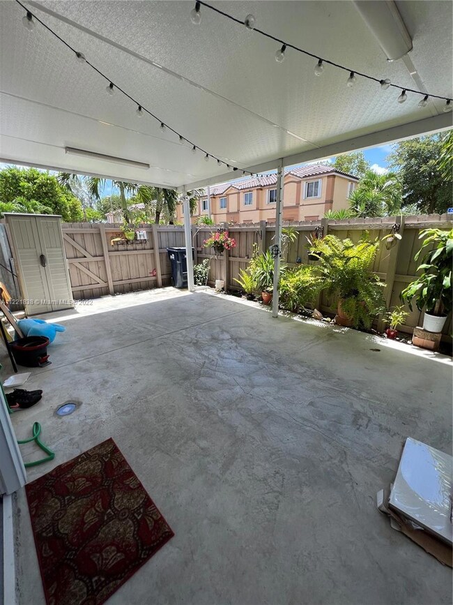 8374 SW 152nd Ave unit 47, Miami, FL 33193 - photo 4