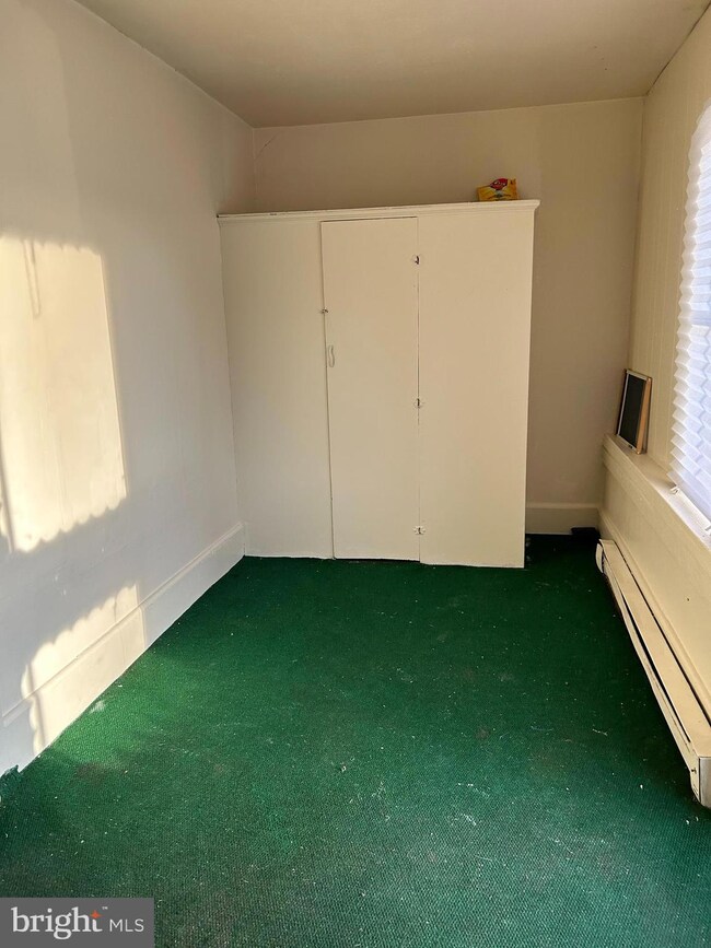 149 E Jefferson St unit A, Paulsboro, NJ 08066 - photo 3