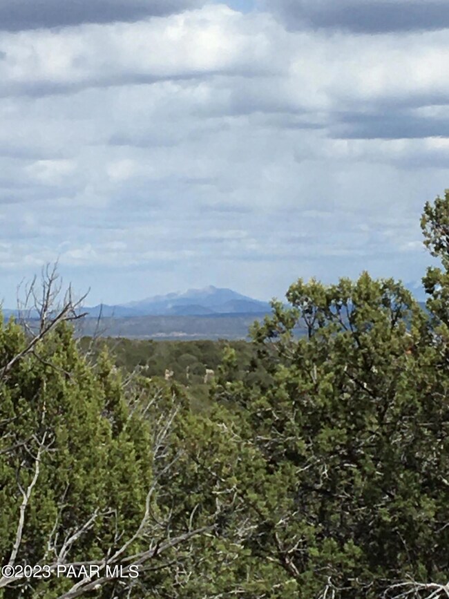 12a Crookton Rd, Ash Fork, AZ 86320 - photo 3