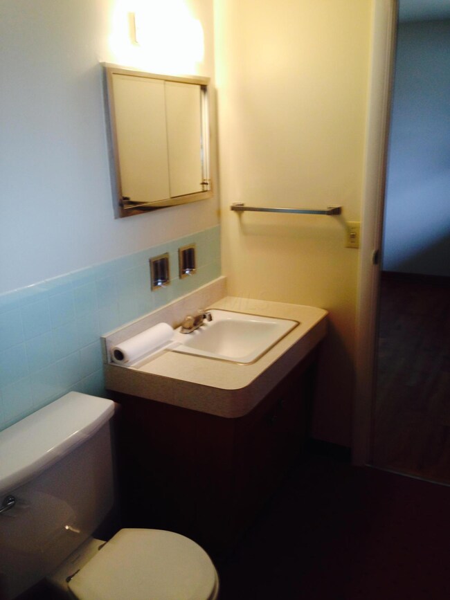 1282 Shanley Dr, Columbus, OH 43224 - photo 3