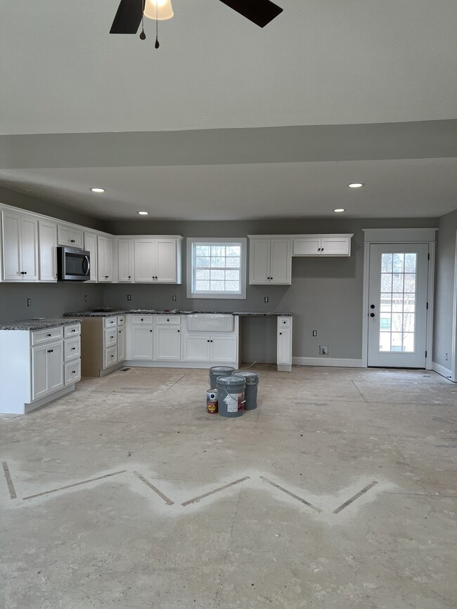 202 Graham Way, Shelbyville, TN 37160 - photo 3