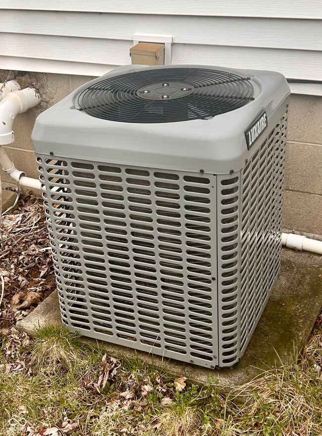 709 E Elm St, Ladoga, IN 47954 - photo 6