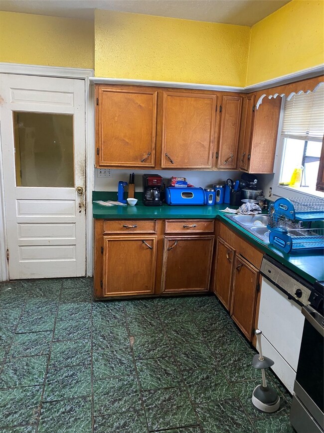 4122 Roseneath Dr, Houston, TX 77021 - photo 3