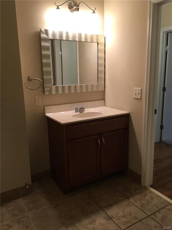 2 W Broad St unit 14, Bethlehem, PA 18018 - photo 5