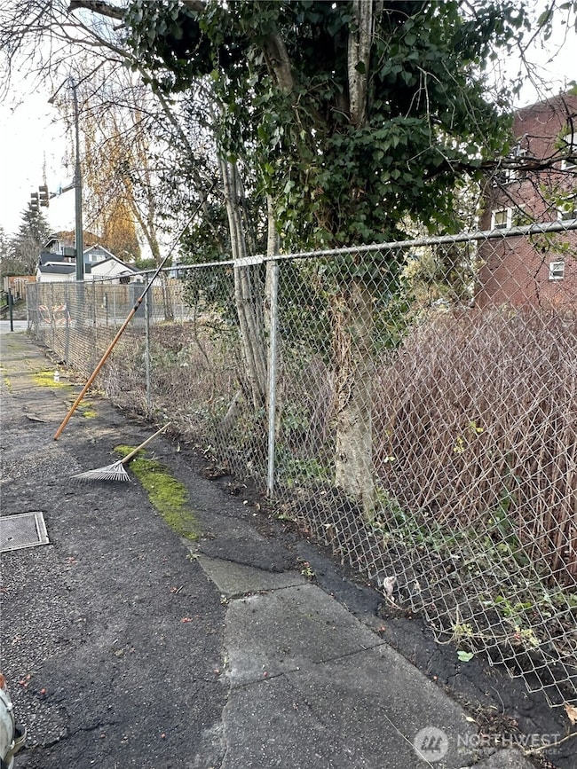 3024 Grand Ave, Everett, WA 98201 - photo 6