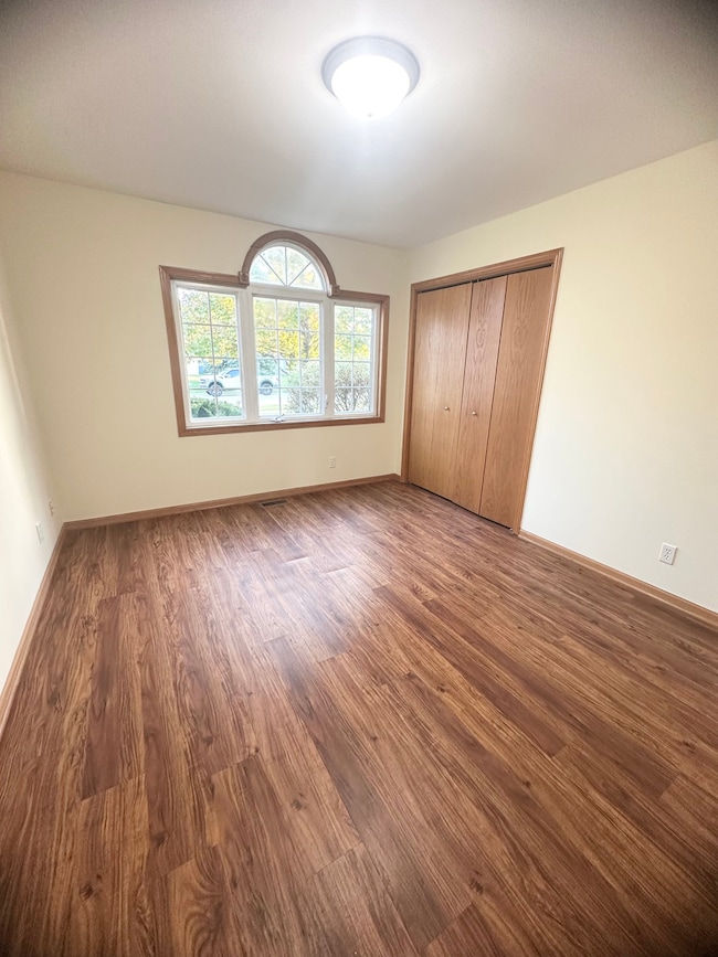 1151 Mary Ct, Dekalb, IL 60115 - photo 6