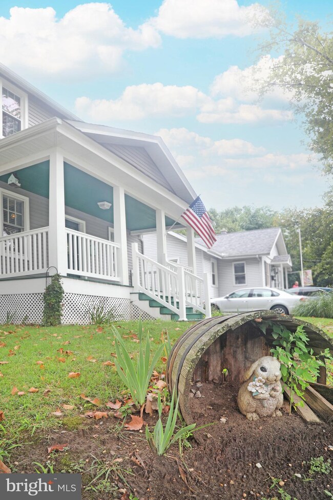 256 W Centre St, Woodbury, NJ 08096 - photo 3