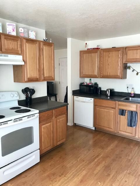 kitchen unit 318