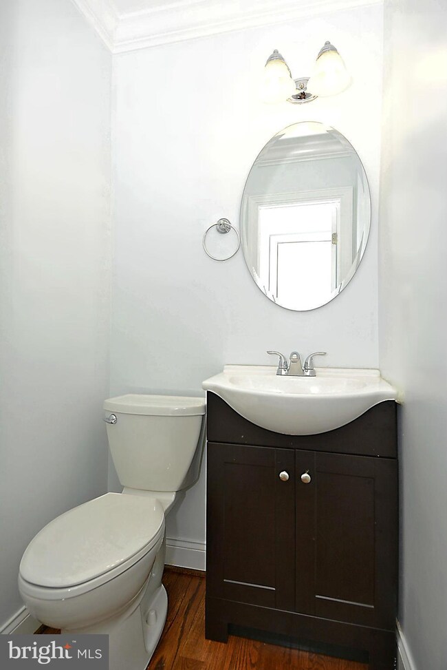 1102 4th St NE, Washington, DC 20002 - photo 7