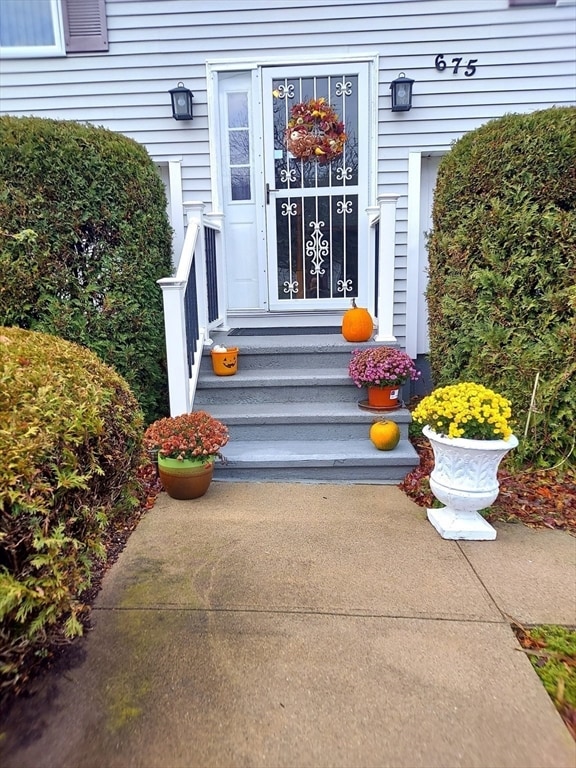 675 Lees River Ave, Somerset, MA 02725 - photo 4