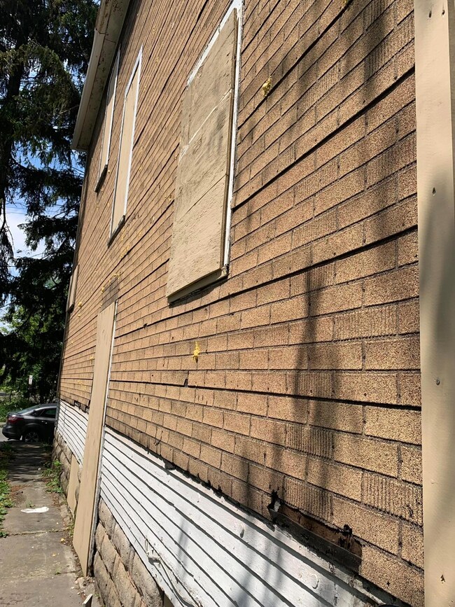 24 S Eureka Ave, Columbus, OH 43204 - photo 4