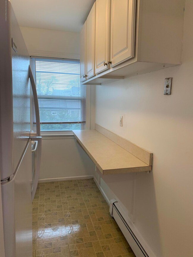 215 10th Ave unit 4B, Belmar, NJ 07719 - photo 5